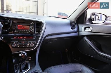 Седан Kia Optima 2011 в Харькове
