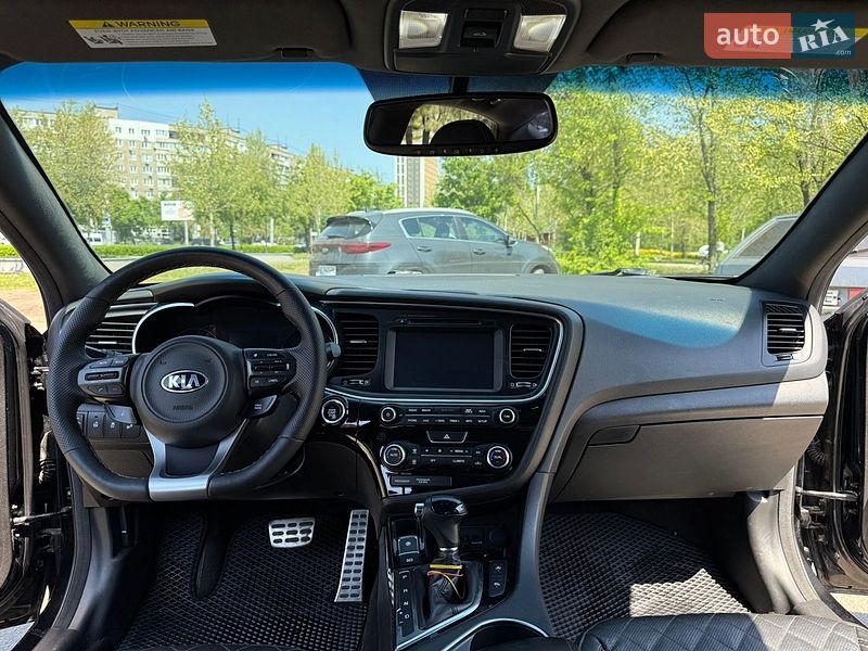 Седан Kia Optima 2014 в Днепре
