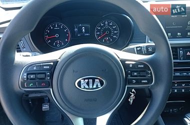 Седан Kia Optima 2018 в Днепре
