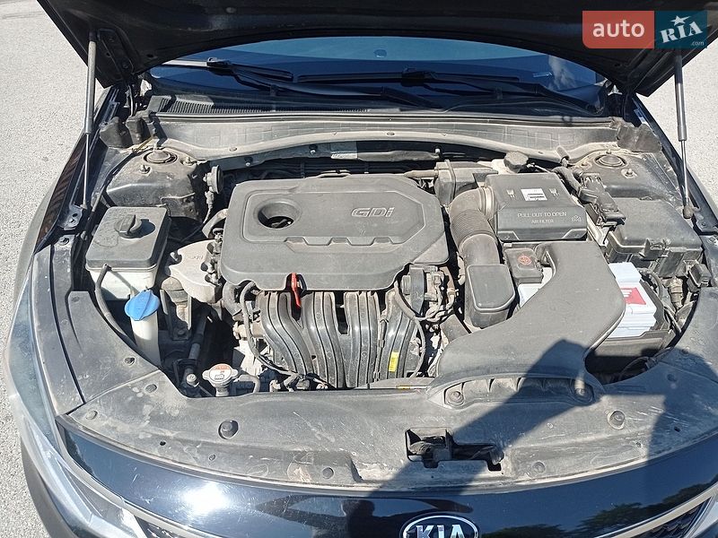 Седан Kia Optima 2018 в Днепре
