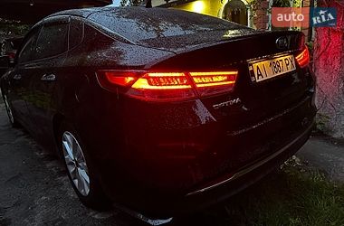Седан Kia Optima 2016 в Києві