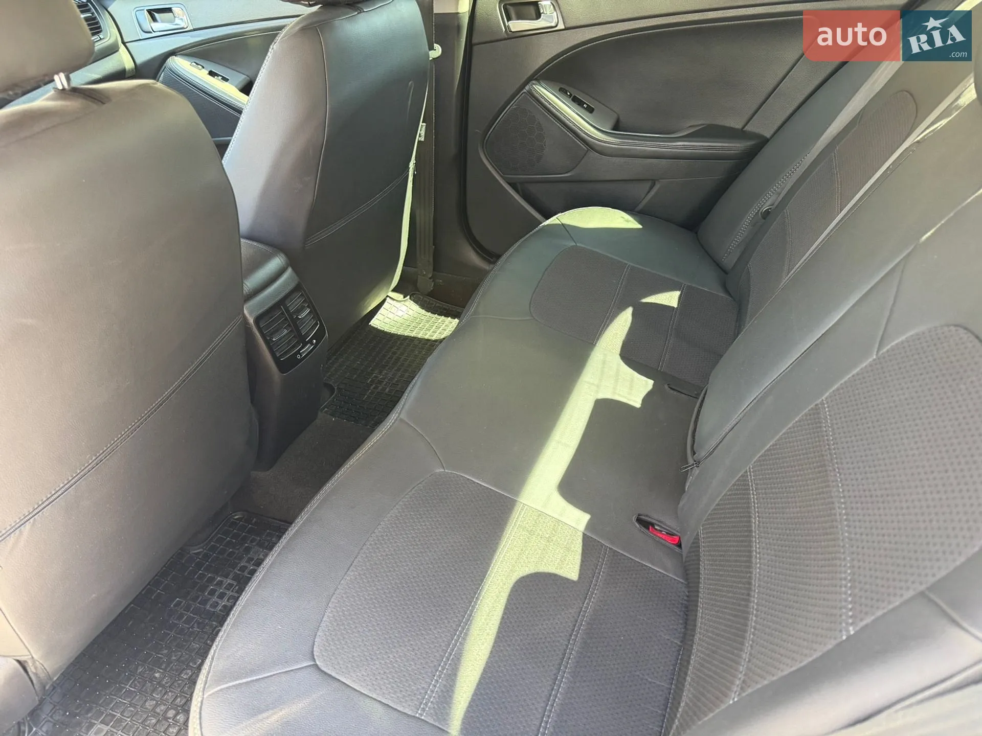 2014 Kia Optima - мініатюра 22