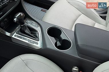 Седан Kia Optima 2014 в Одессе