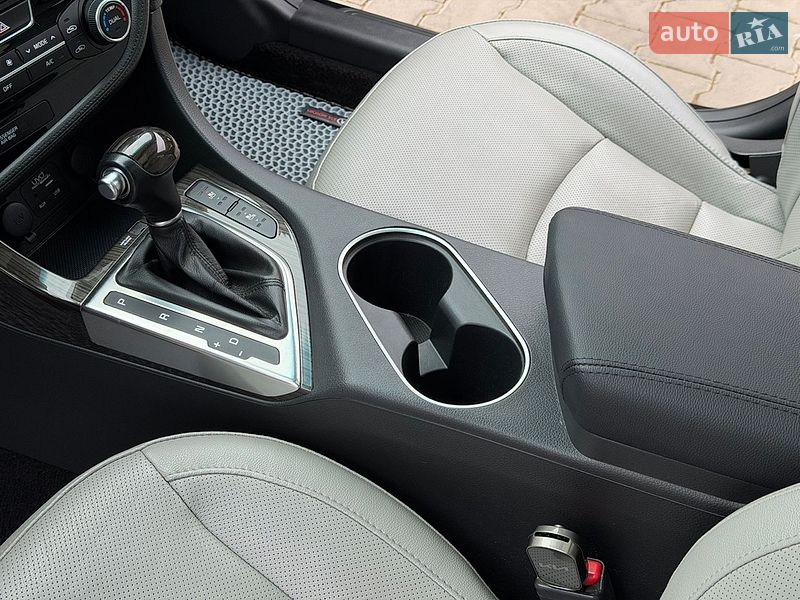 Седан Kia Optima 2014 в Одессе