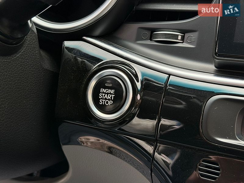Седан Kia Optima 2014 в Одессе