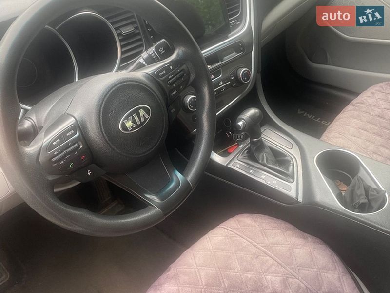 Седан Kia Optima 2014 в Киеве