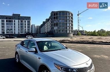 Седан Kia Optima 2016 в Черкассах