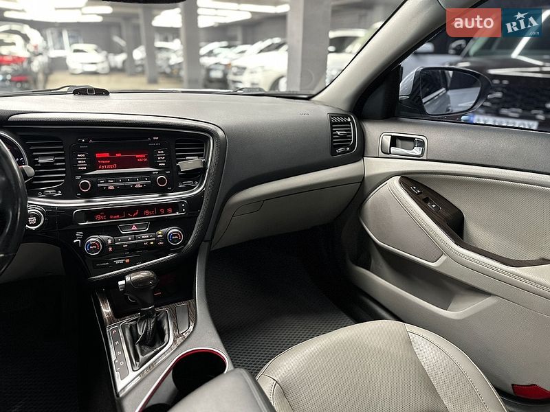 Седан Kia Optima 2014 в Харкові