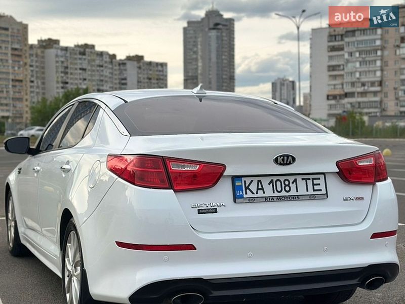 Седан Kia Optima 2014 в Киеве