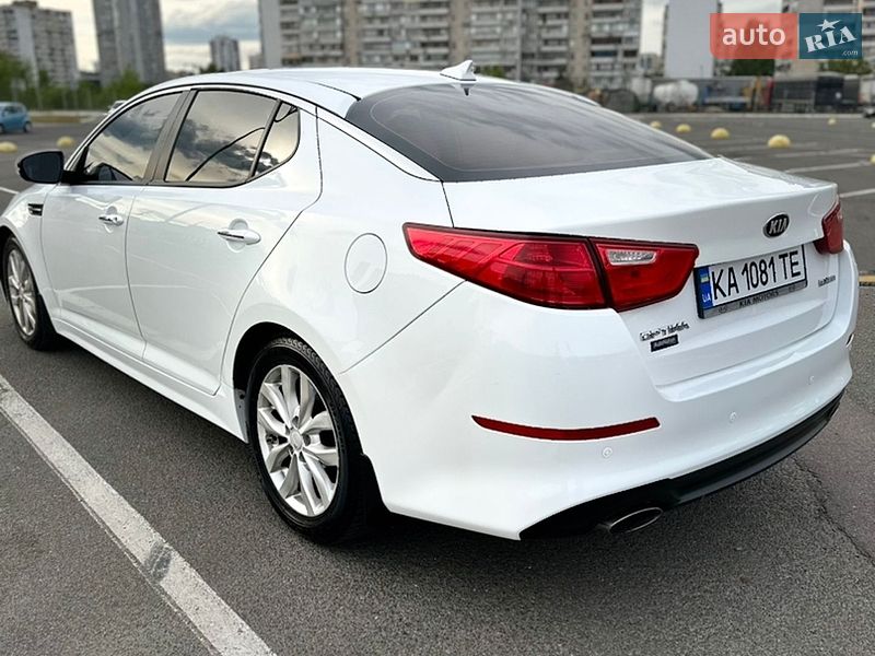 Седан Kia Optima 2014 в Киеве