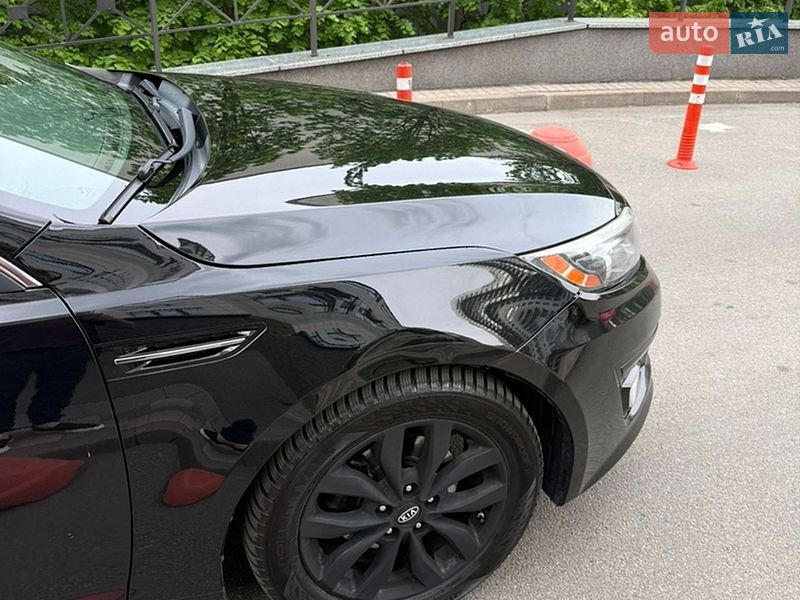 Седан Kia Optima 2014 в Киеве