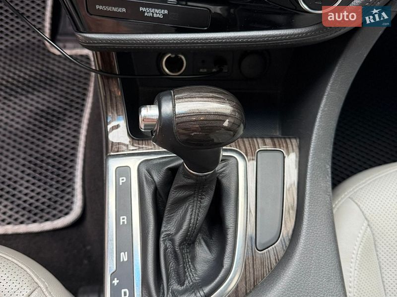 Седан Kia Optima 2014 в Киеве