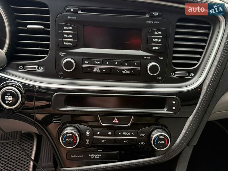 Седан Kia Optima 2014 в Киеве
