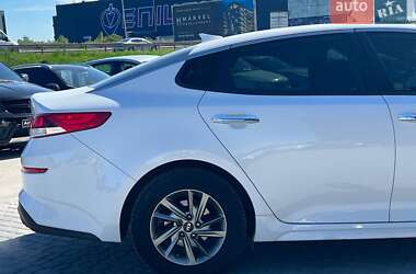 Седан Kia Optima 2018 в Львове