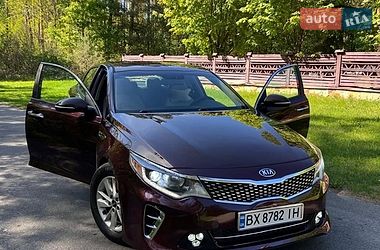Седан Kia Optima 2016 в Нетішині
