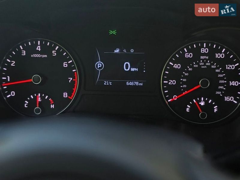 Седан Kia Optima 2016 в Нетішині