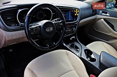 Седан Kia Optima 2014 в Черкасах