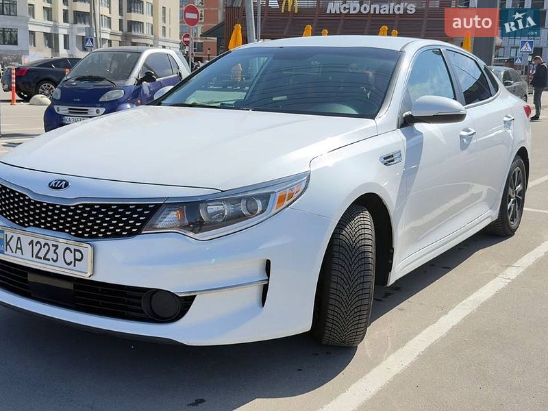 Седан Kia Optima 2016 в Києві