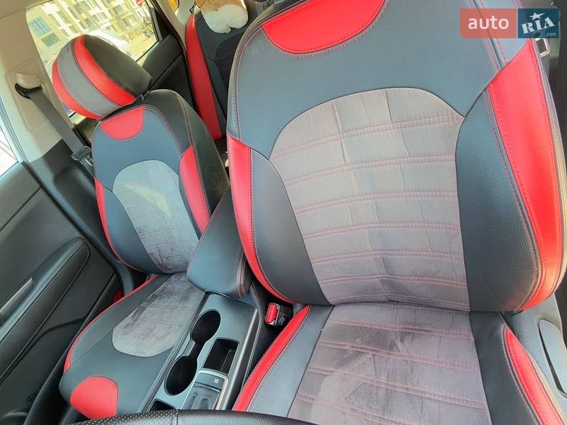 Седан Kia Optima 2016 в Києві