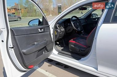 Седан Kia Optima 2016 в Києві