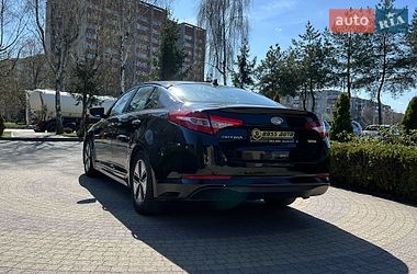 Седан Kia Optima 2013 в Львові