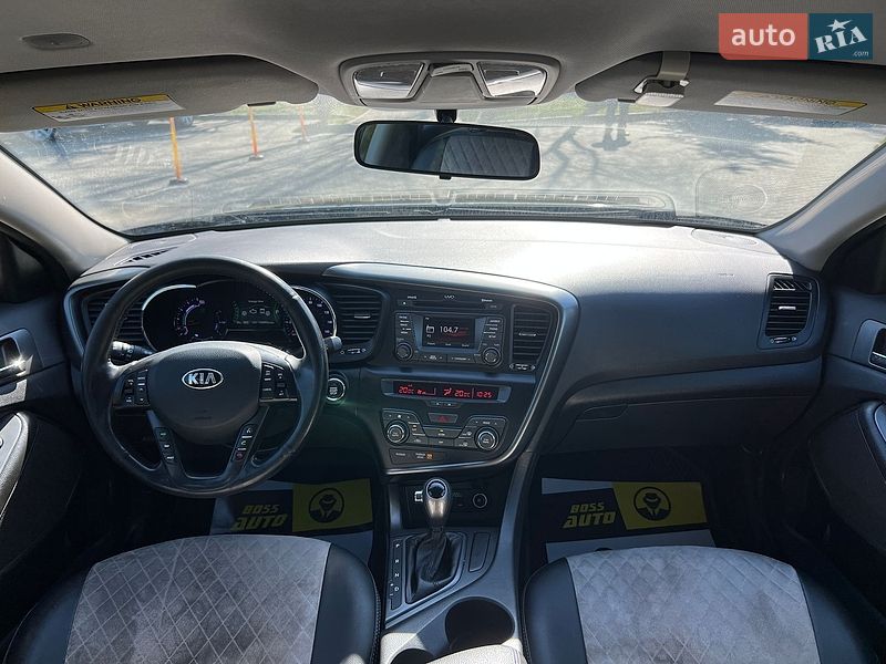 Седан Kia Optima 2013 в Львові