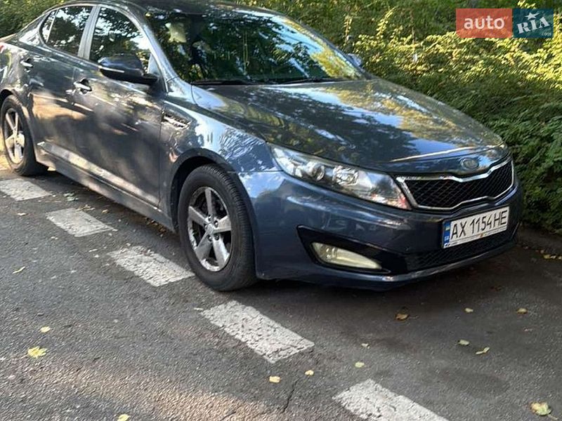 Седан Kia Optima 2014 в Львове