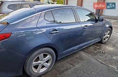 Седан Kia Optima 2014 в Львове