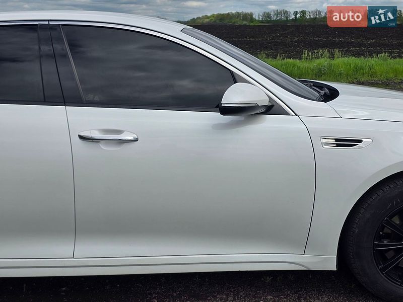 Седан Kia Optima 2016 в Знаменке