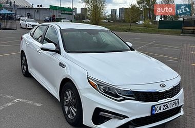 Седан Kia Optima 2019 в Києві
