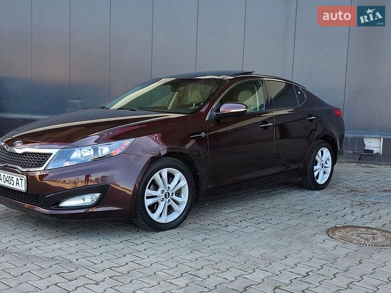 Седан Kia Optima 2011 в Києві