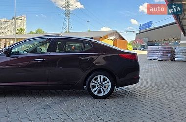 Седан Kia Optima 2011 в Києві