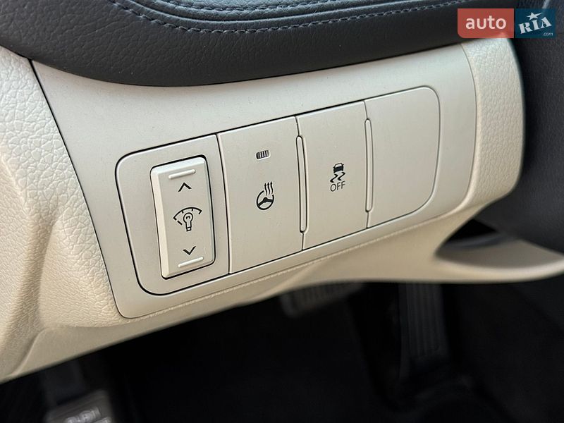 Седан Kia Optima 2015 в Киеве
