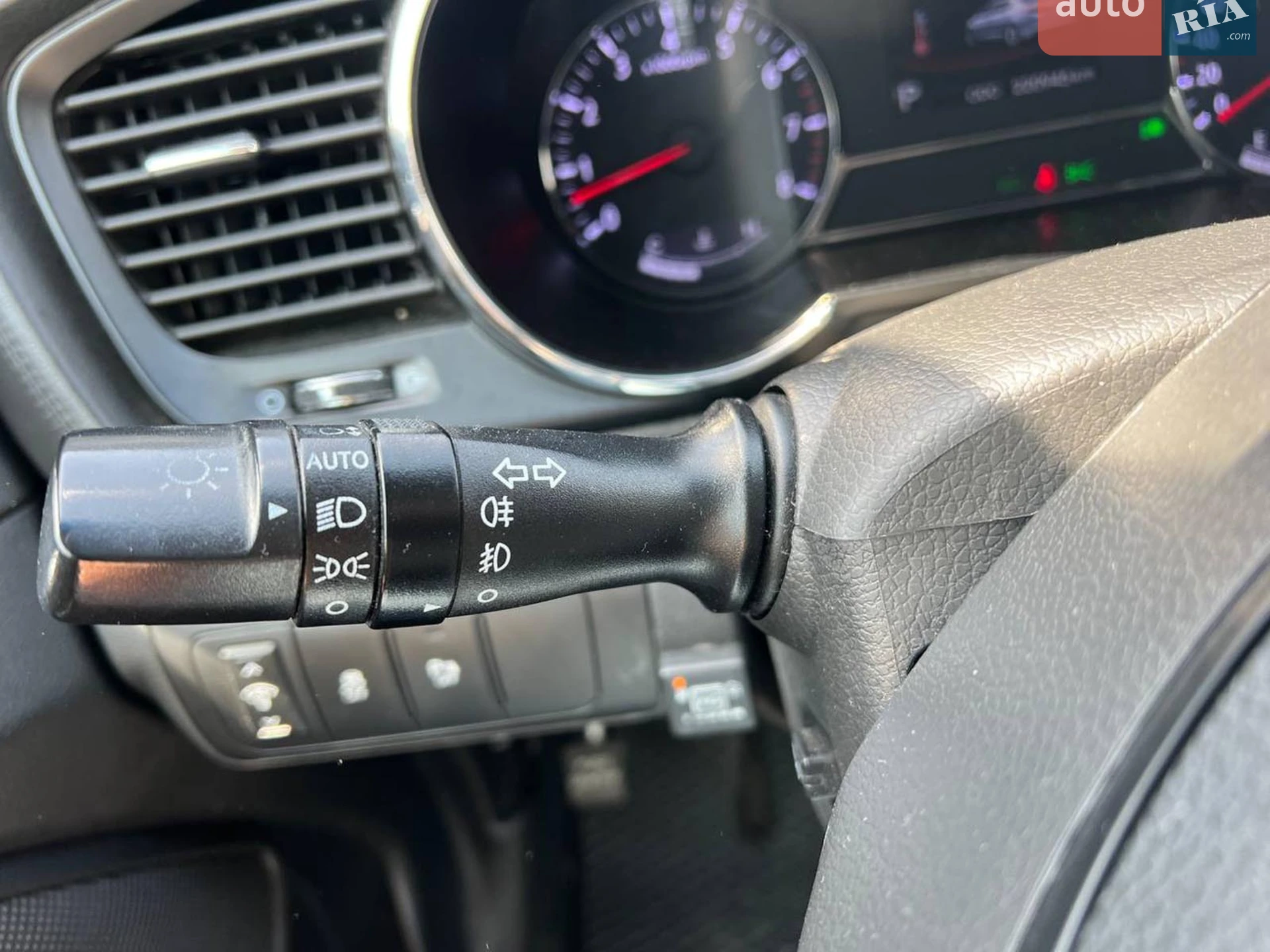 2012 Kia Optima - мініатюра 32