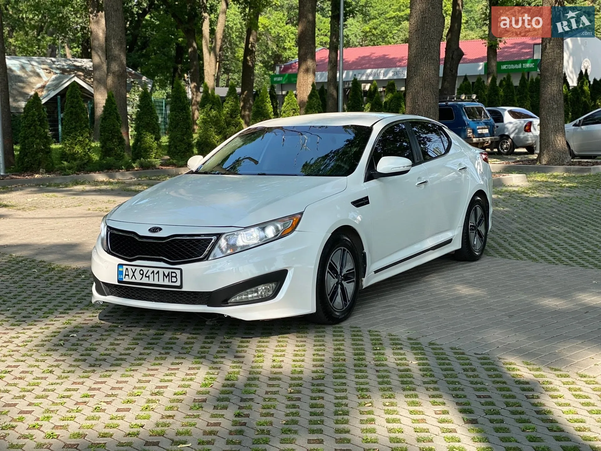 2011 Kia Optima - фото 1