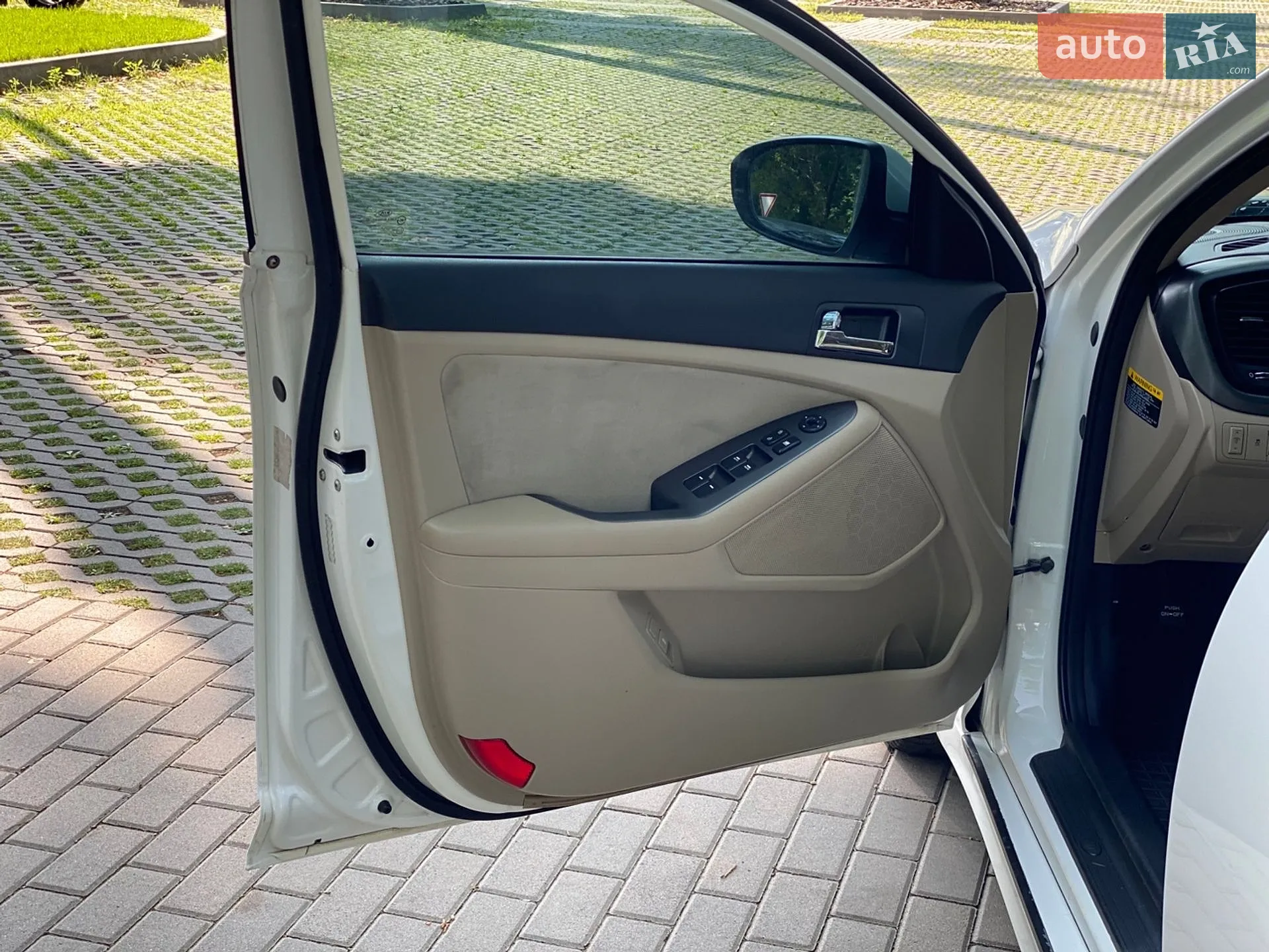 2011 Kia Optima - мініатюра 24