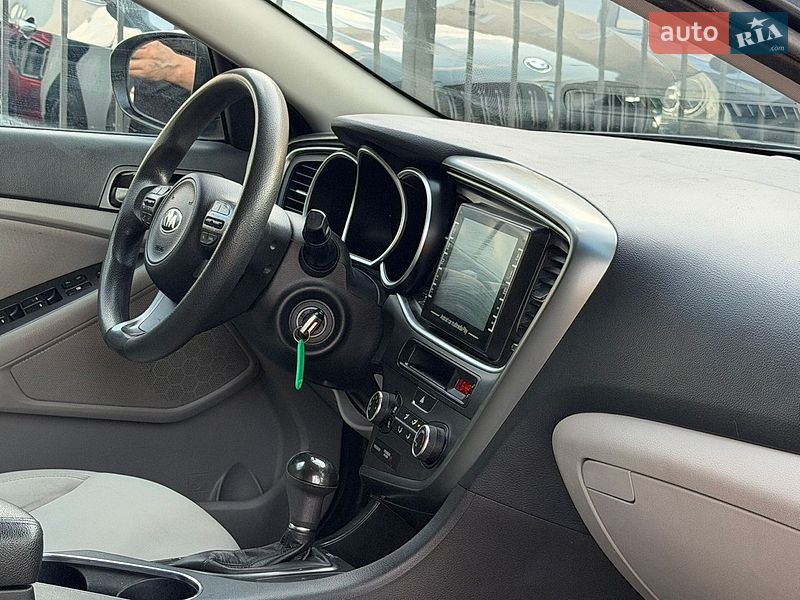 Седан Kia Optima 2014 в Миколаєві