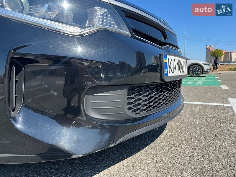 Седан Kia Optima 2016 в Киеве
