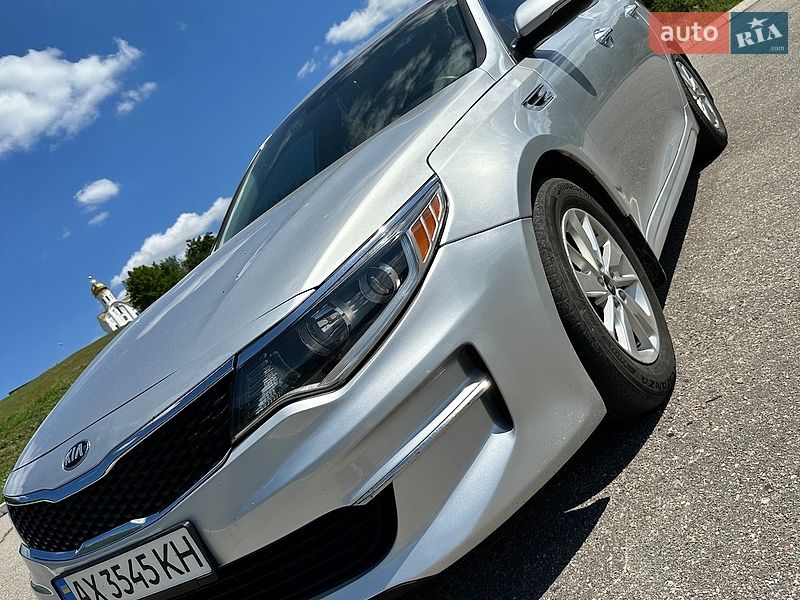 Седан Kia Optima 2017 в Харкові