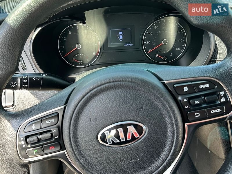 Седан Kia Optima 2017 в Харкові