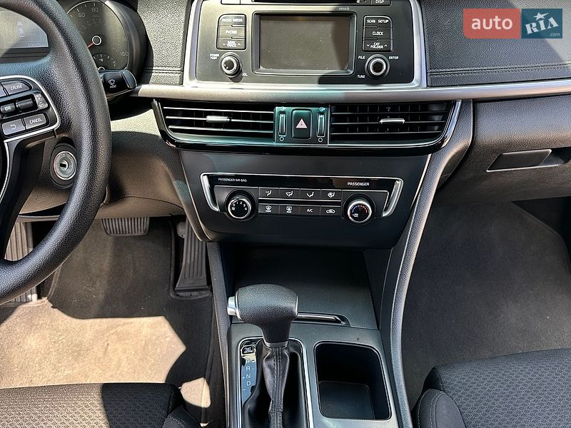 Седан Kia Optima 2017 в Харкові