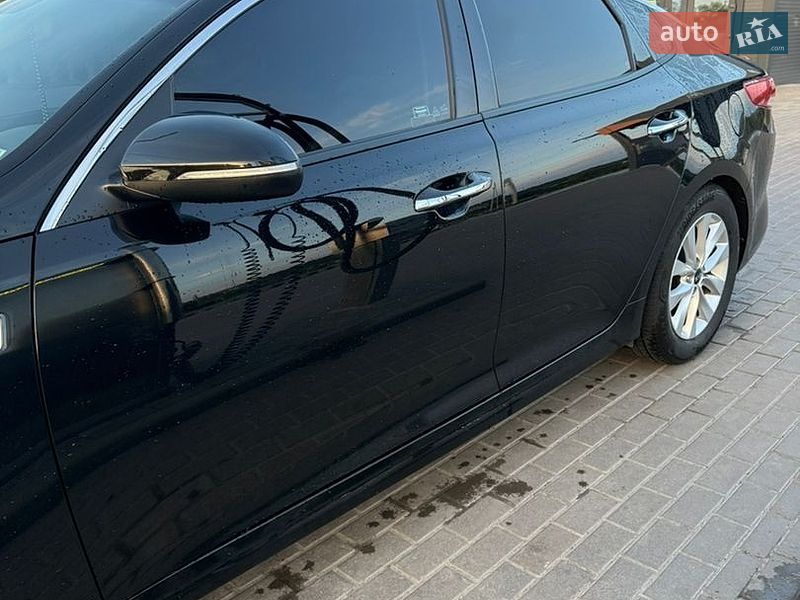Седан Kia Optima 2016 в Одессе