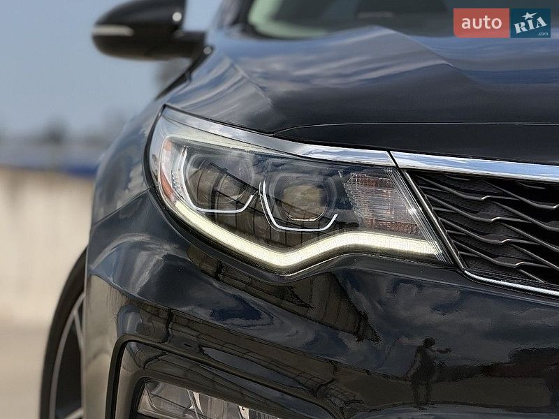 Седан Kia Optima 2019 в Києві