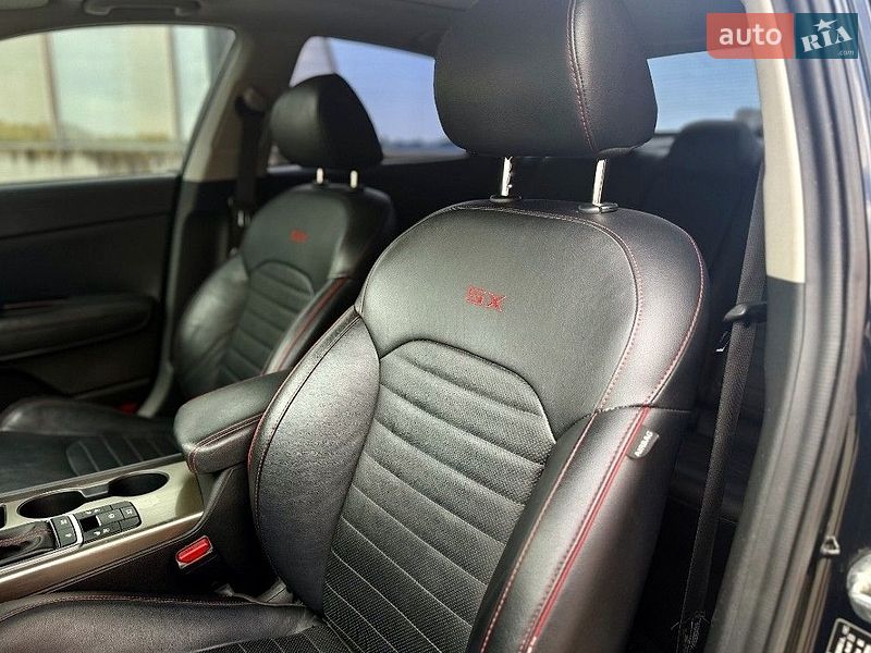 Седан Kia Optima 2019 в Києві