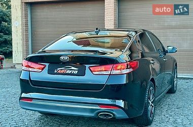 Седан Kia Optima 2016 в Святопетрівське