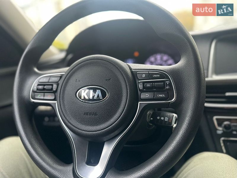 Седан Kia Optima 2018 в Тернополе
