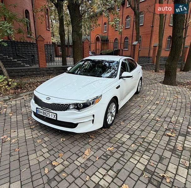 Седан Kia Optima 2016 в Одессе