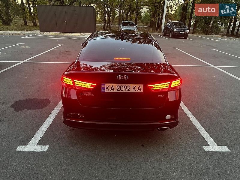 Седан Kia Optima 2017 в Чернигове
