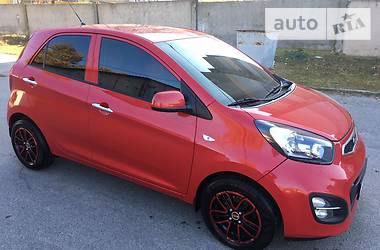 Хэтчбек Kia Picanto 2014 в Херсоне