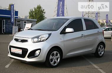 Хэтчбек Kia Picanto 2014 в Киеве